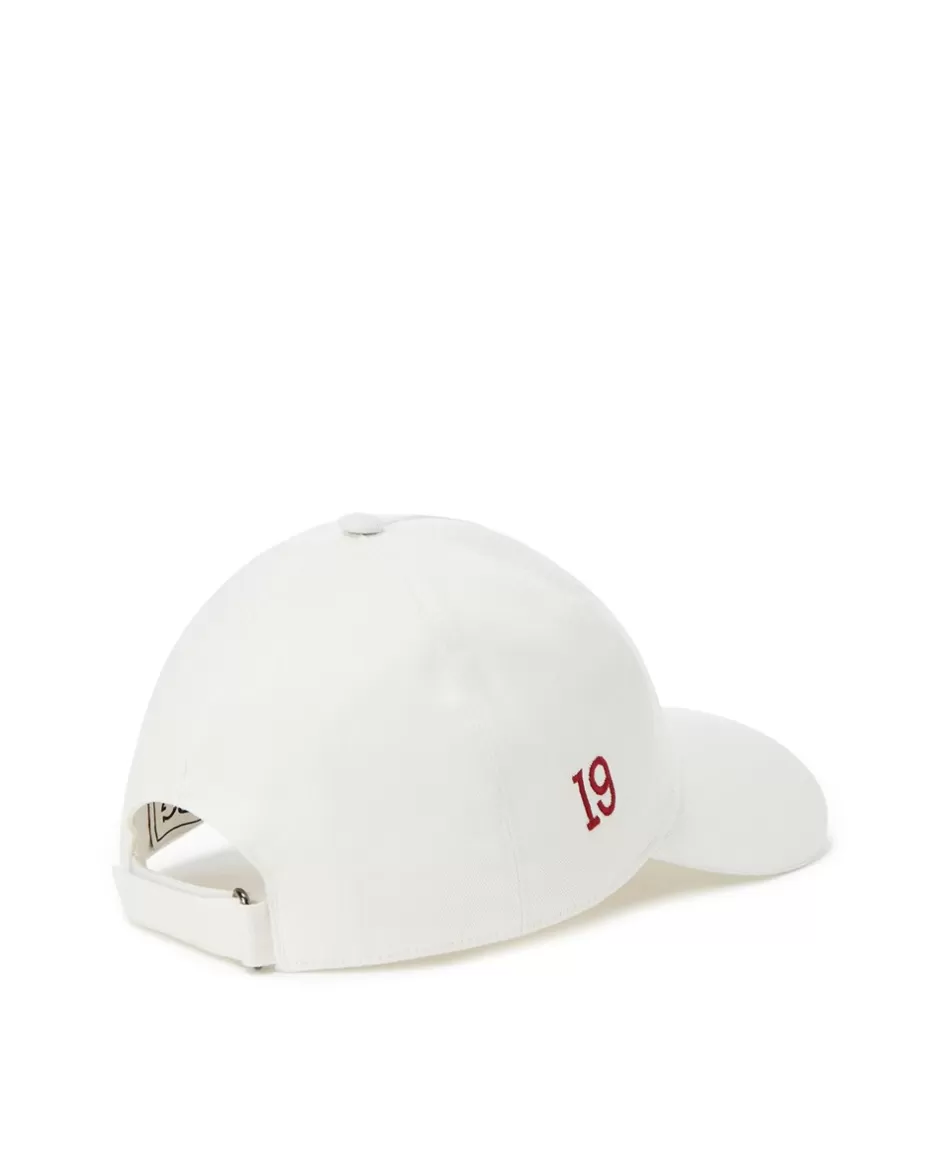 Fashion Baseball Cap With Contrasting Logo Hats